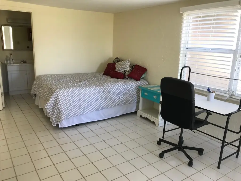 Picture 18