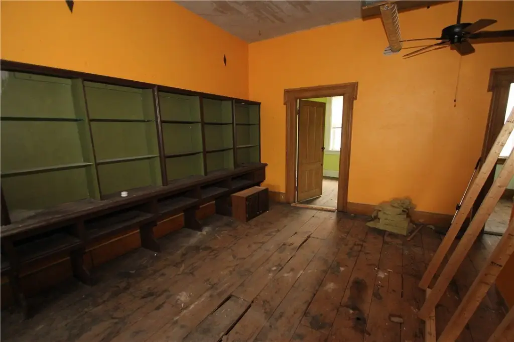 Picture 8