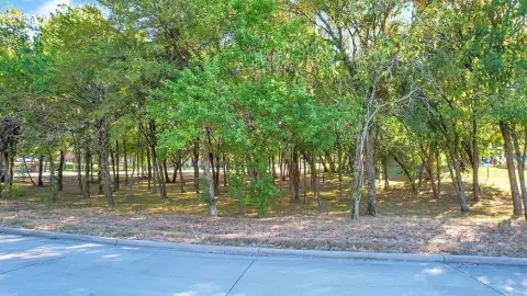 Residential Land in Heath, TX