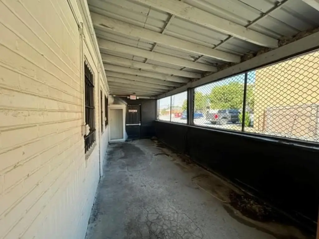 Picture 19