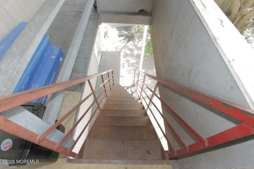 Picture 7