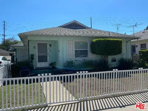 Two-Unit Duplex with Garages