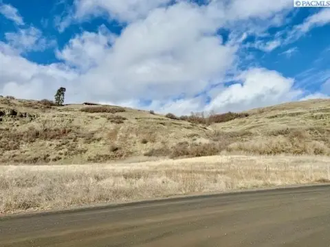 Colfax Land with Well