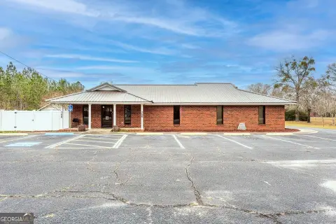 Glennville Commercial Property For Sale