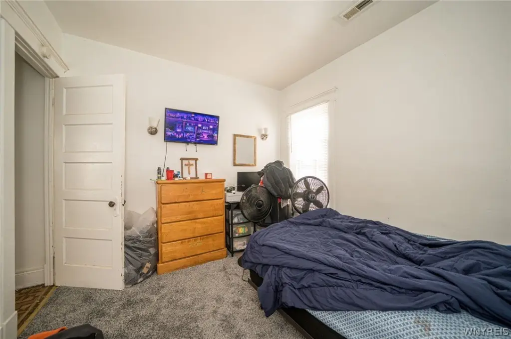 Picture 19