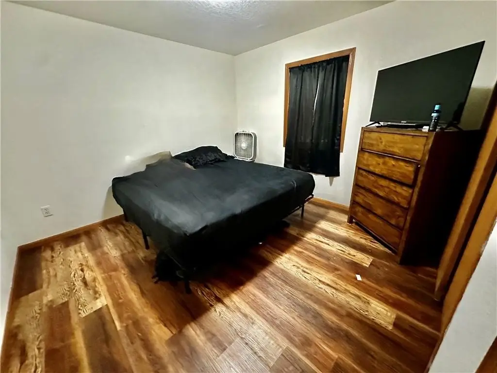 Picture 33