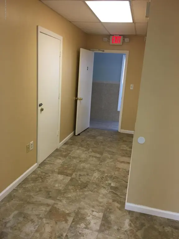 Picture 4