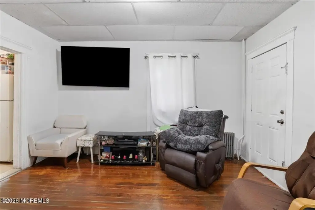 Picture 8