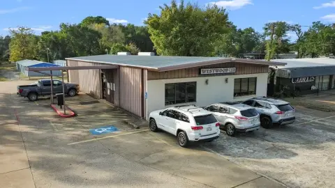 Versatile Commercial Building in Palestine