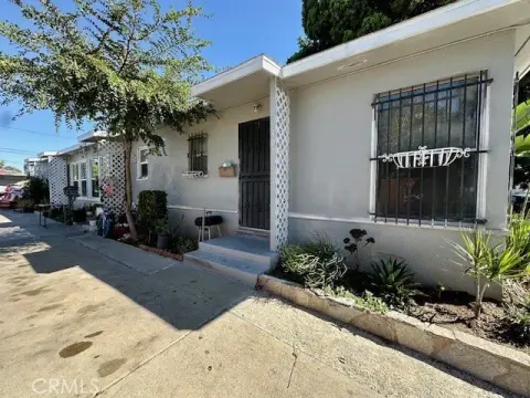 Long Beach Fourplex Investment Opportunity