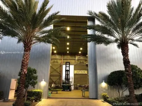 Dry Dock in Sunny Isles