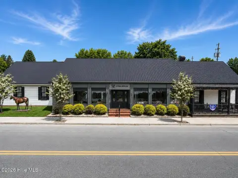 Restaurant Property with Commercial Kitchen