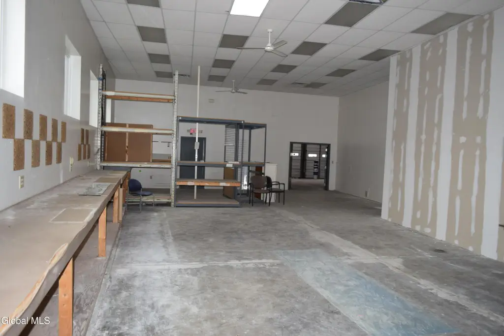 Picture 3