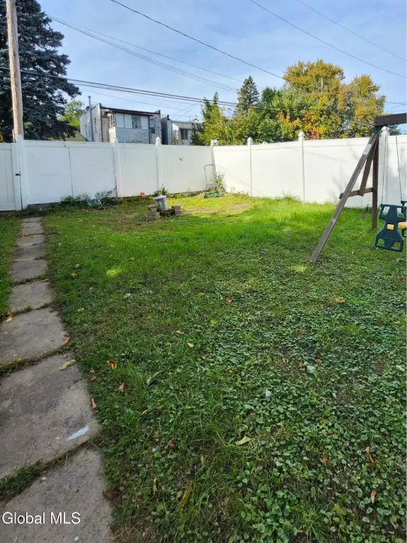Picture 7