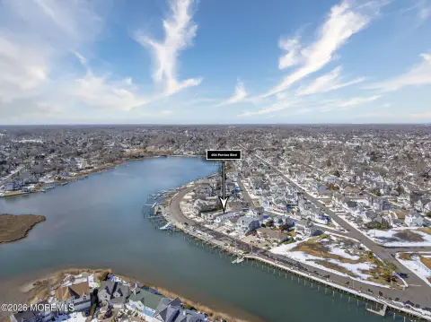 Waterfront Property with Boat Slips