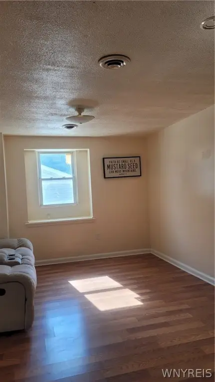 Picture 30