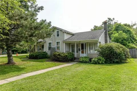Duplex with Private Fenced Yard