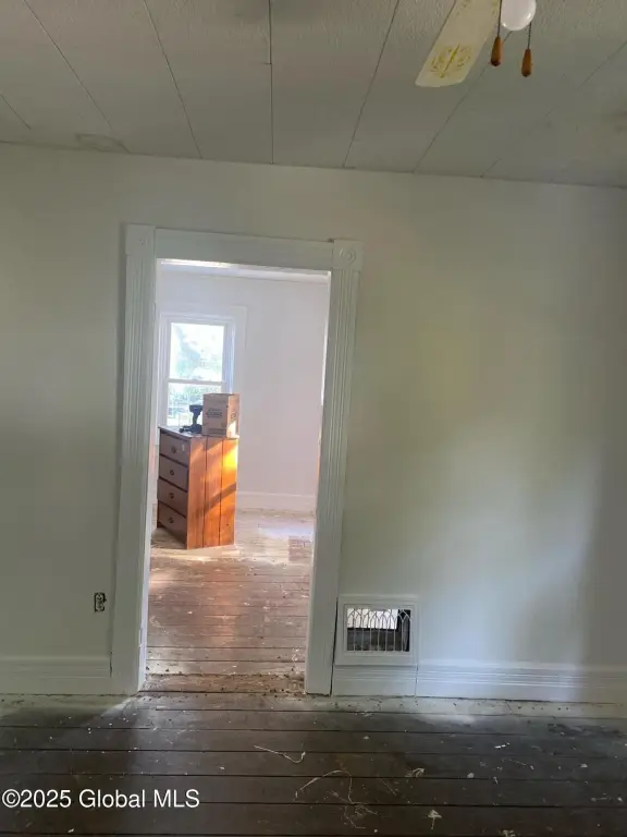 Picture 29