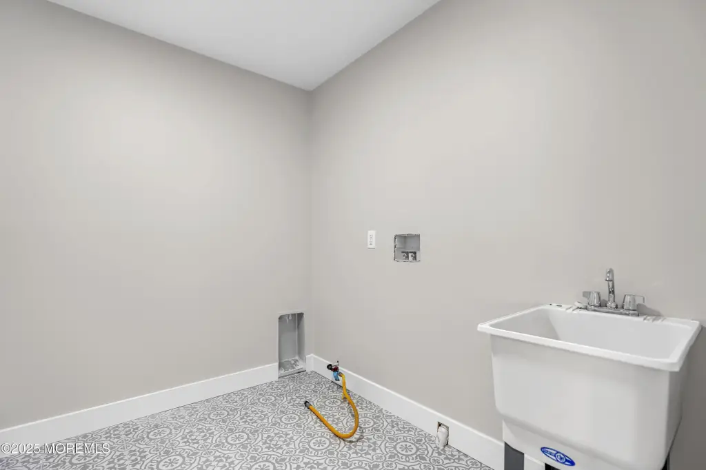 Picture 28