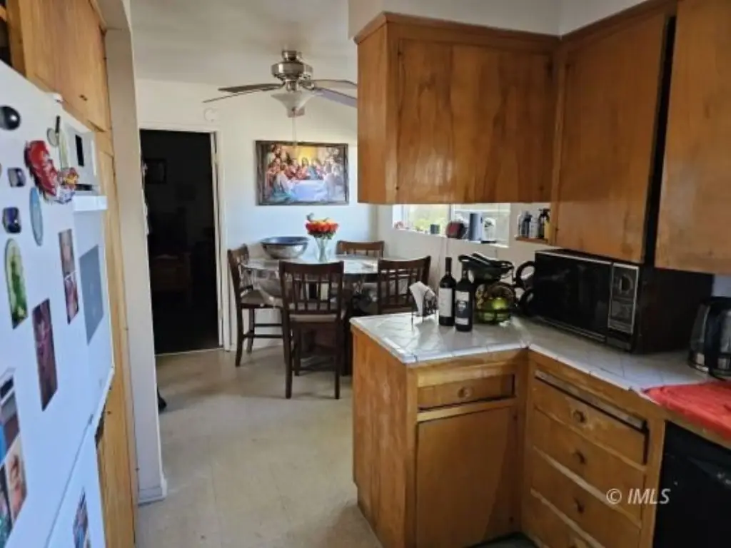 Picture 19