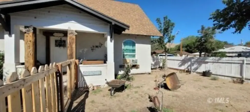 Picture 25