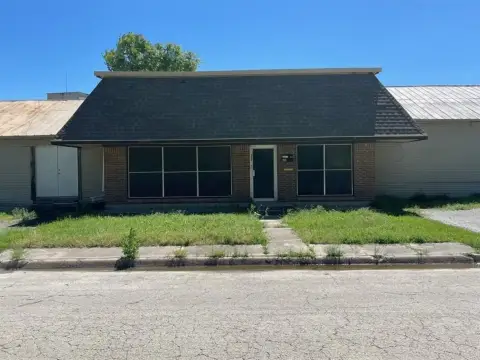 Office Space in Gainesville, TX