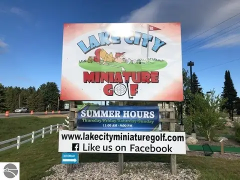 18-Hole Mini Golf Course Property