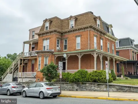 Victorian 4-Unit Multifamily Property