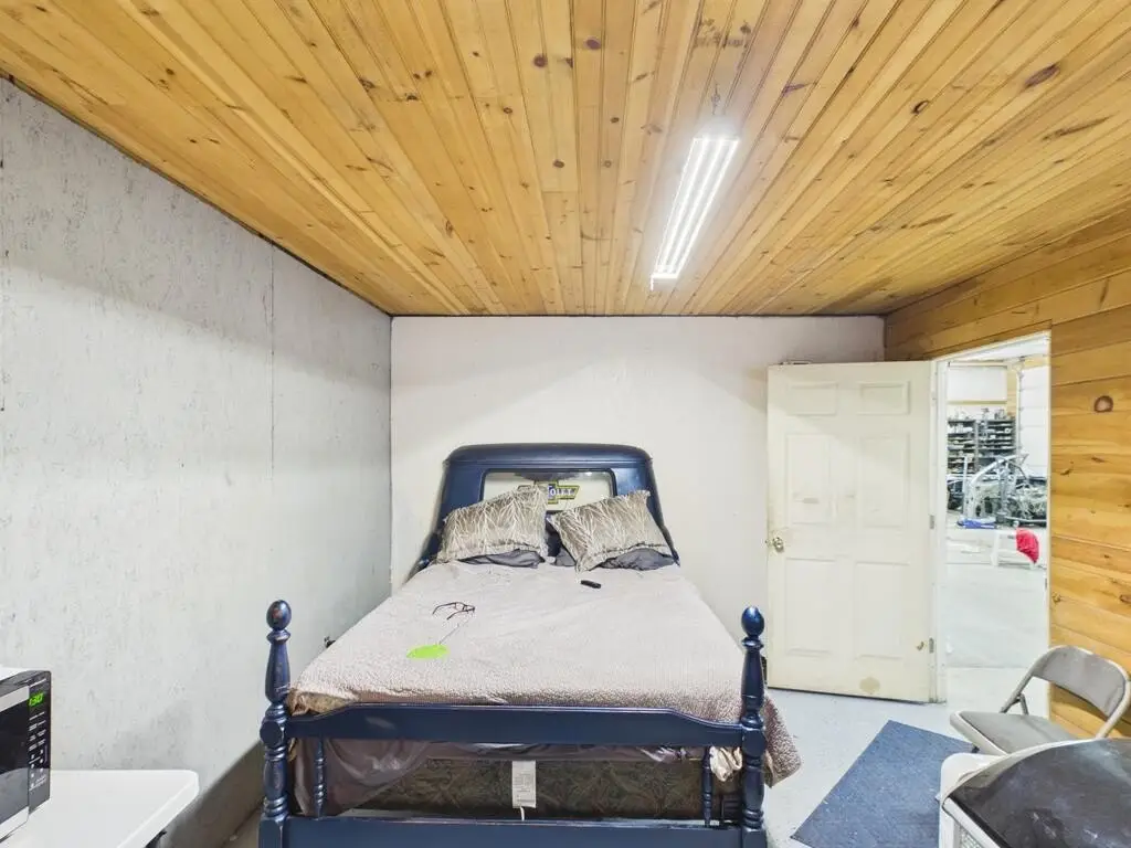 Picture 9