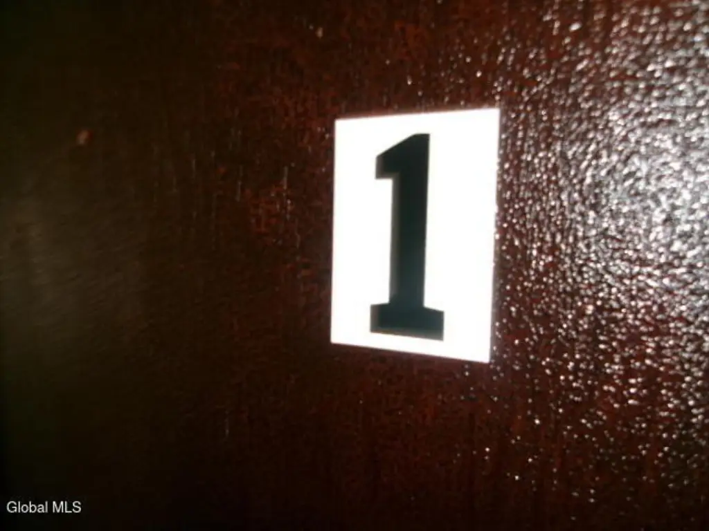 Picture 30