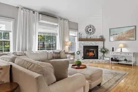 Kennebunk Cape Cod Multifamily Home