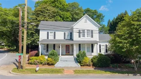 Historic Home Near Downtown Rockmart