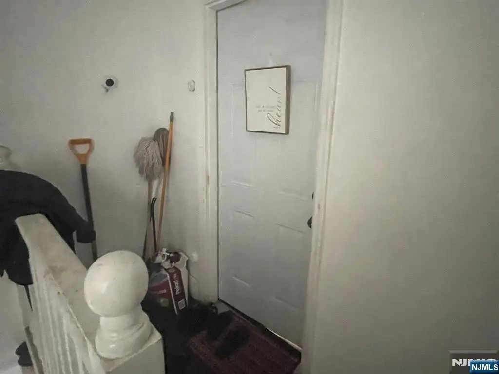 Picture 16
