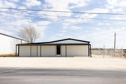 Remodeled Office/Shop Space in Forsan