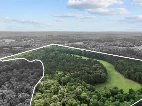 Secluded 79+ Acre Oasis