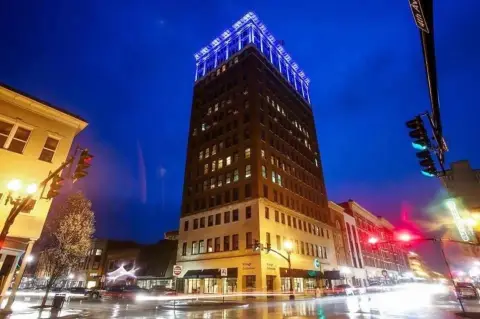 Downtown Huntington Restaurant/Bar Space