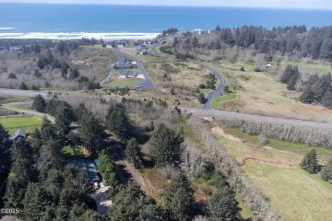 Land in Neskowin, Oregon