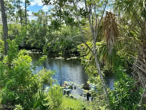 Cape Coral Canal-Front Building Lot