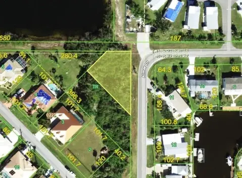 Oversized Lot in Punta Gorda