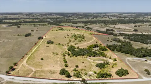 Agricultural Land with Stock Ponds