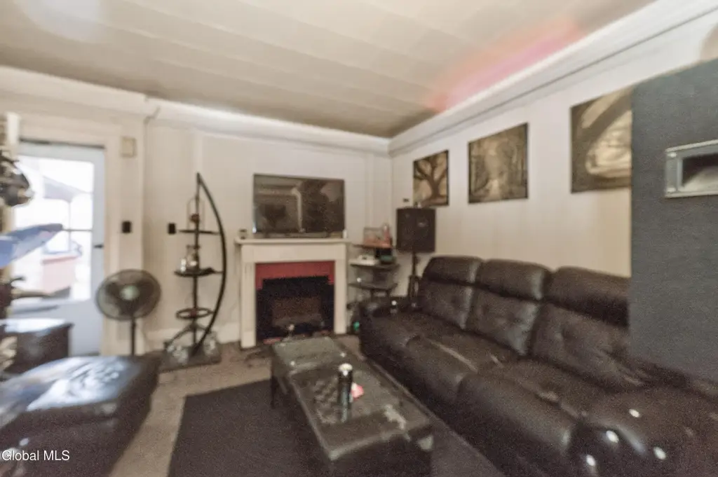 Picture 9