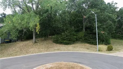 Residential Land in Desirable Neighborhood