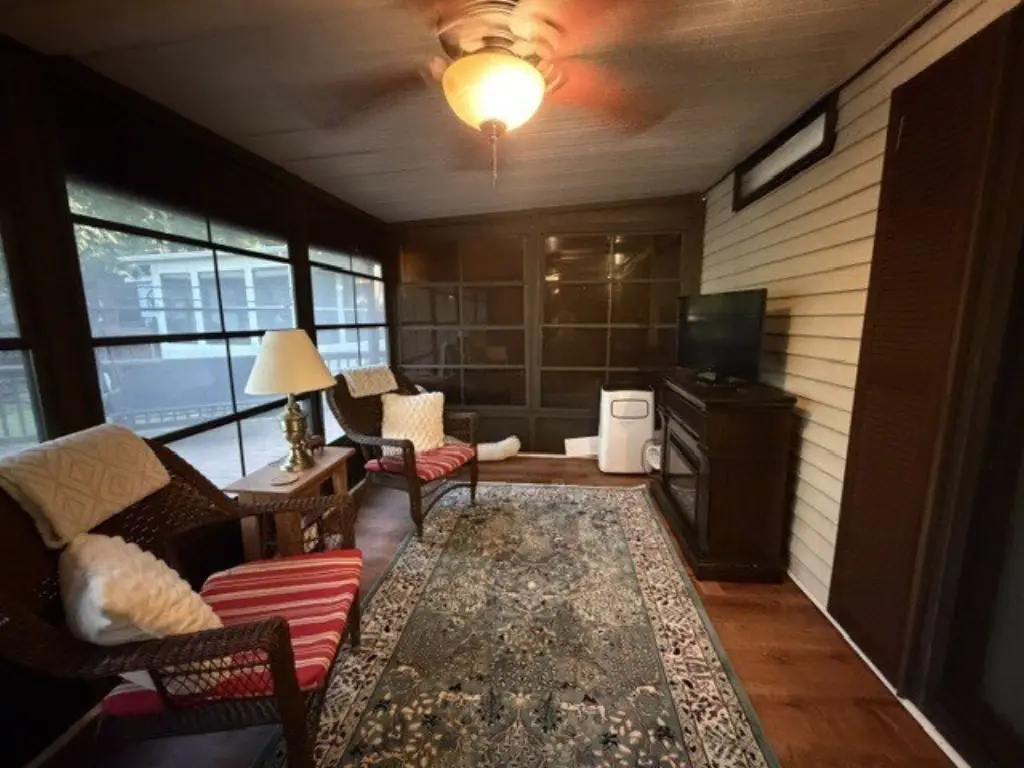 Picture 19