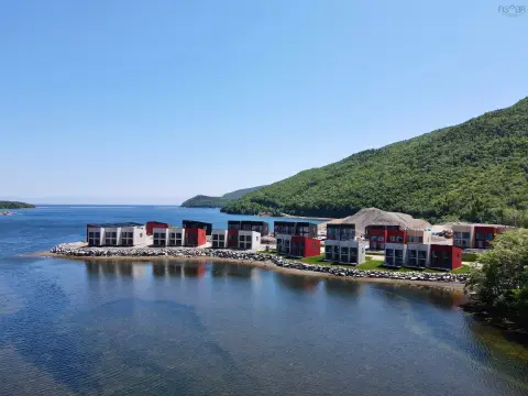 Managed Coastal Rental Chalet