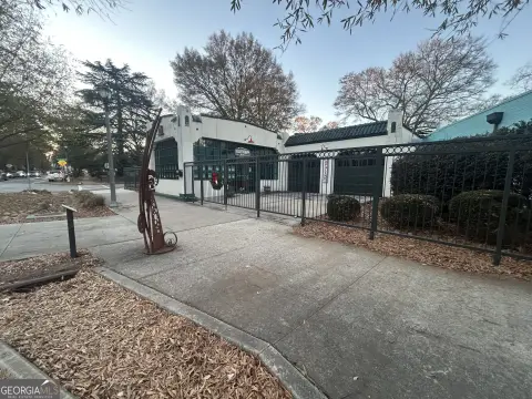 Restored Sinclair Gas Station