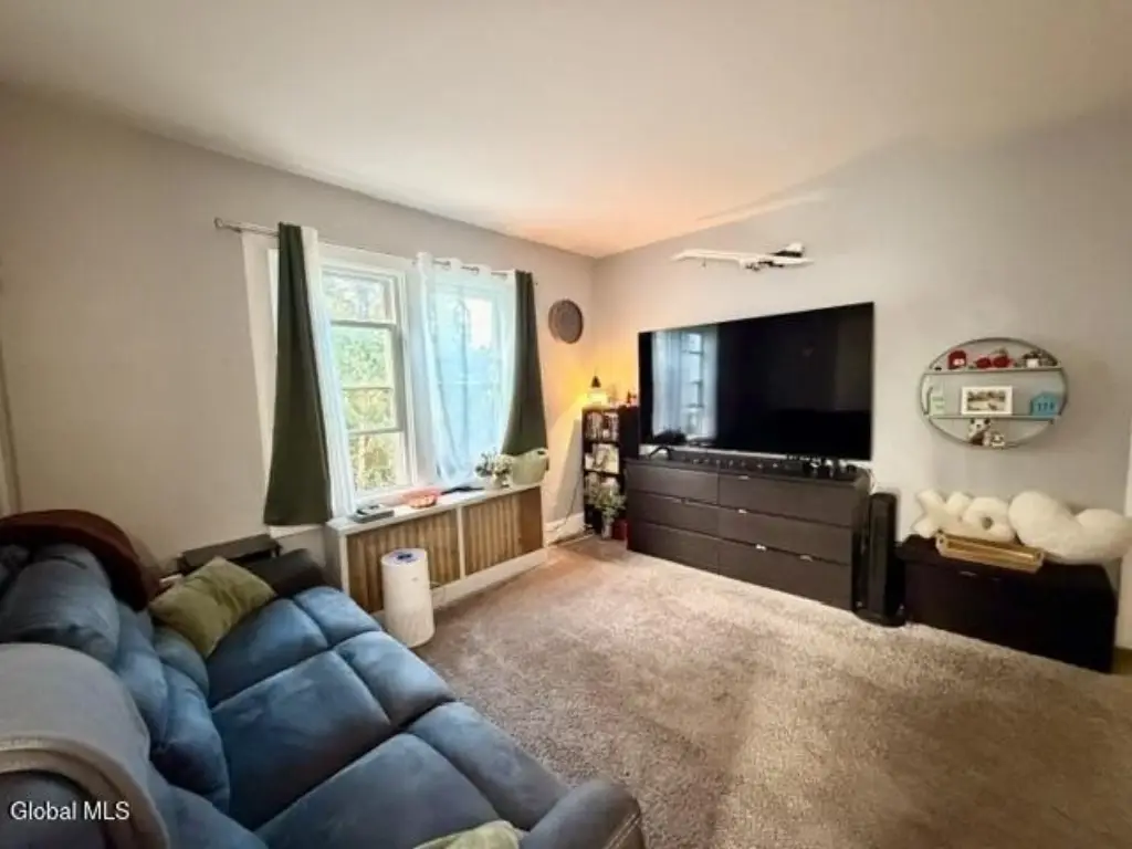 Picture 10