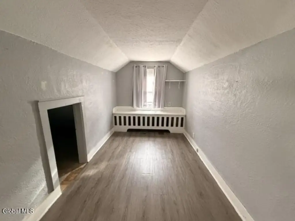 Picture 25