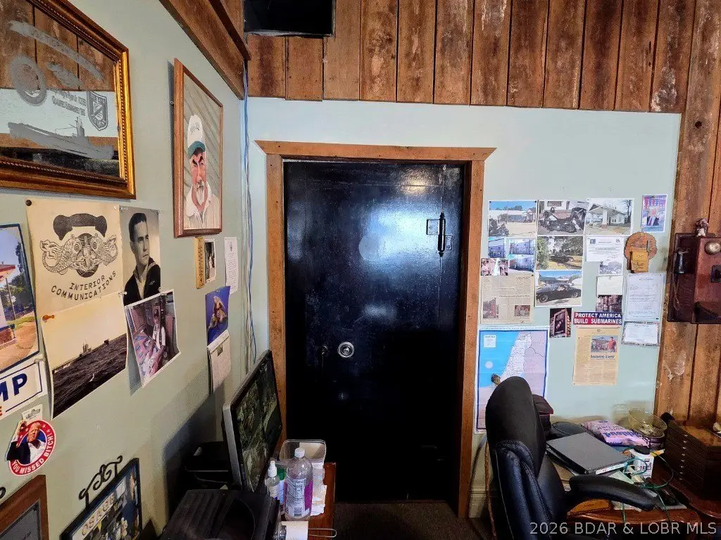 Picture 7