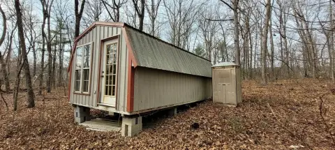 Secluded Land with Cozy Cabin