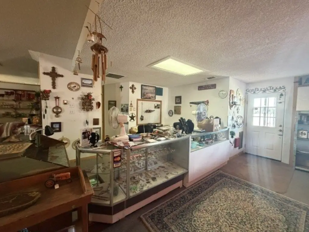 Picture 7
